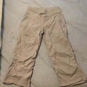 Lululemon Capri wind pants